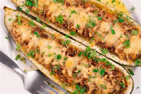 Keto Zucchini Boats Low Carb Taco Zucchini Boats With Ground Beef Keto Stuffed Zucchini