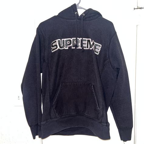 Supreme Men's Hoodie | Depop