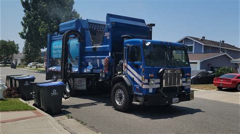 Republic Services Peterbilt Mcneilus Zr Garbage Trucks On Santa