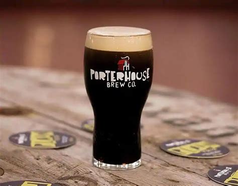 5 Irish Stouts Worth Sampling In 2025