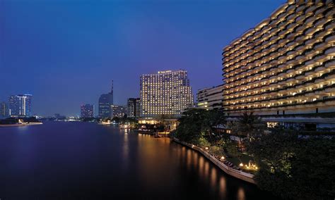 Shangri-La Hotel, Bangkok - Hotel Guide | Legends