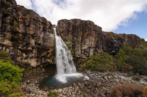 Try These Tongariro Walking Tracks During The Great Walks Season