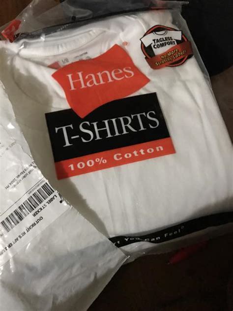 Hanes White T Shirt Pcs Original Round Neck And V Neck Shopee