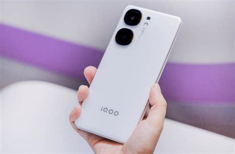 最强全大核性能旗舰 Iqoo Neo9s Pro首批搭载天玑9300 通信终端 — C114通信网