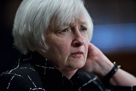 Federal Reserves Beige Book Raises Worries About Spending Fortune