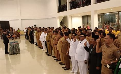 Kejanggalan Pelantikan Pejabat Eselon Ii Iii Dan Iv Teluk Bintuni