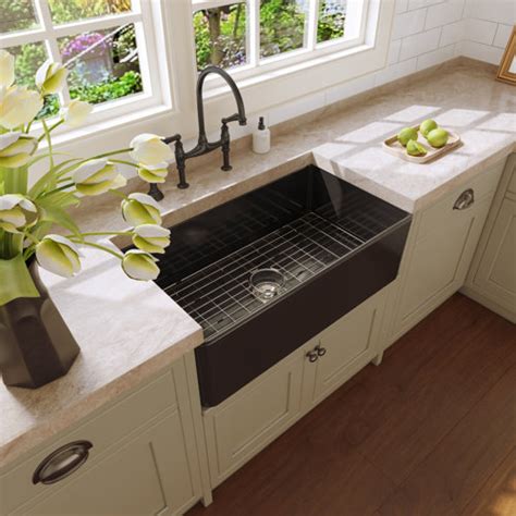 Horow Hadley 33 L X 18 W Fireclay Farmhouse Kitchen Sink With Sink Grid And Basket Strainer