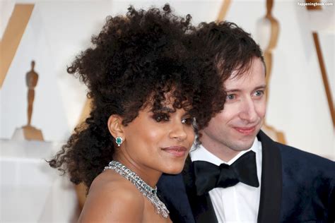 Zazie Beetz Nude OnlyFans Leaks Fappening FappeningBook