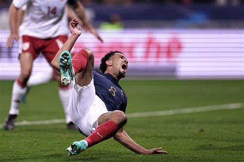 Foot Warren Zaïre Emery Touché à La Cheville Droite Ne Rejouera Pas