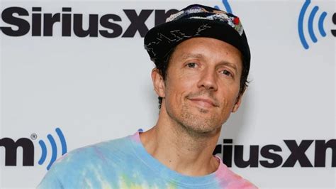 Is Jason Mraz Gay Who Is Jason Mraz Partner About His Childhood And