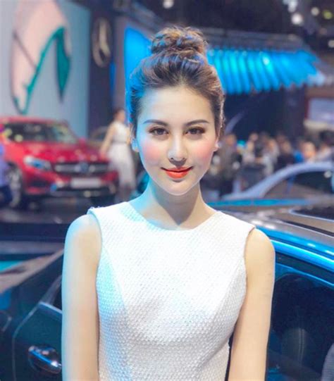 Hot Girl C M Ng N B Ng Nhi N D I Ra Th Nh Chu N Vline