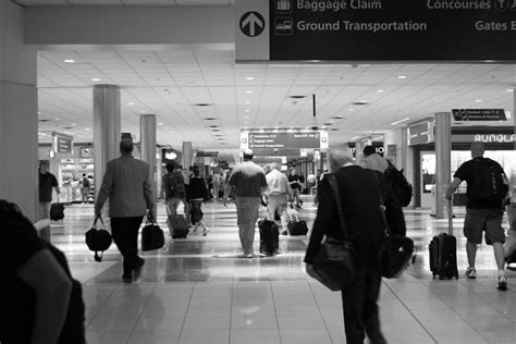 Power Restored At Atlantas Airport After Major Outage Scrubs 1200 Flights