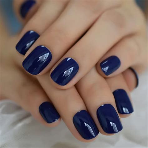 Warum Liegen Kurze Geln Gel Voll Im Trend Nageldesign Ideen