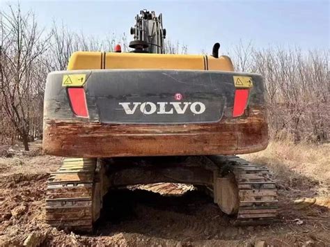 USED VOLVO 360 EXCAVATOR Volisson