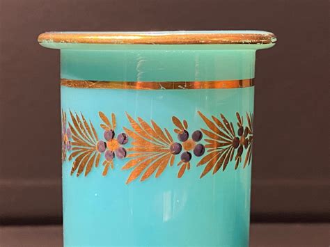 Proantic Rare Vase En Opaline Bleu Turquoise Forme Rouleau Décor De