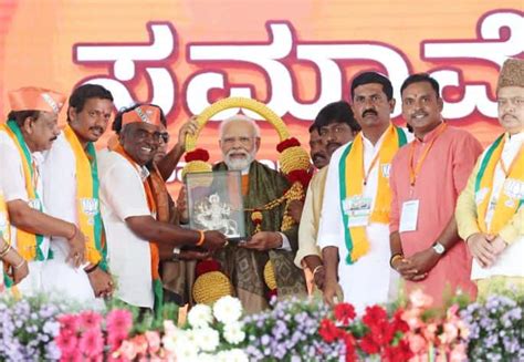 PM Modi Campaigns In Karnatakas Ballari And Tumakuru