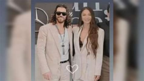 Can Yaman And Demet Zdemir Together On The Event Youtube