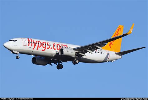 TC ADP Pegasus Boeing 737 82R WL Photo By Jules Meulemans ID 236773