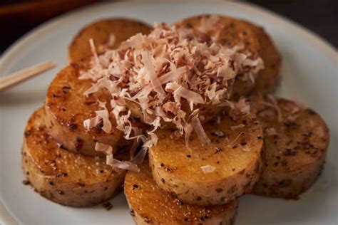 Long Yam Stock Photos, Pictures & Royalty-Free Images - iStock