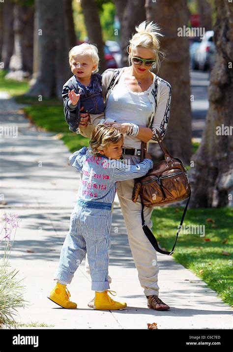 Gwen Stefani seen out walking with her children, Kingston and Zuma ...