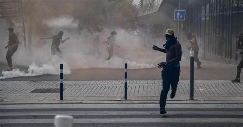 France Deploys 40000 Officers To Quell Protests Sparked By Police