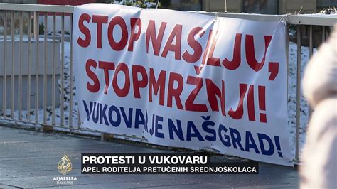 Protesti u Vukovaru Apel roditelja pretučenih srednjoškolaca YouTube