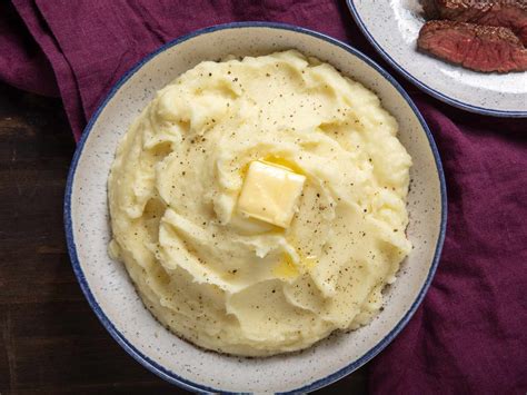 Ultra Fluffy Mashed Potatoes Recipe