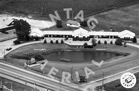 Vintage Aerial | Illinois | DeKalb County | 1975 | 23-DDE-19