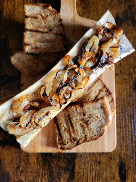 Roasted Bone Marrow Recipe • Foodie Explorers