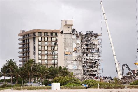 Miami Aumentó A 22 El Número De Muertos Tras Desplome De Edificio