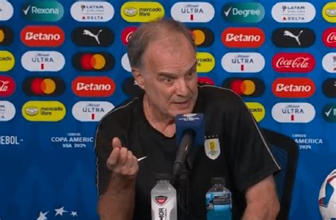 No Hables M S El Mensaje De Bielsa Sobre Scaloni En Conferencia De