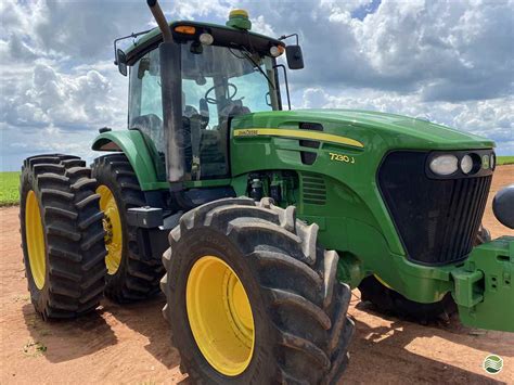 Trator John Deere 7230 2018 à venda Máquinas de Construção