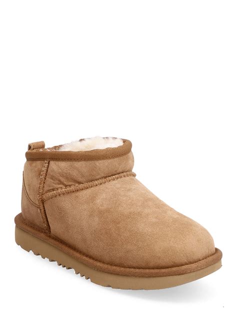 Ugg K Classic Ultra Mini Chestnut Bruin 150 €