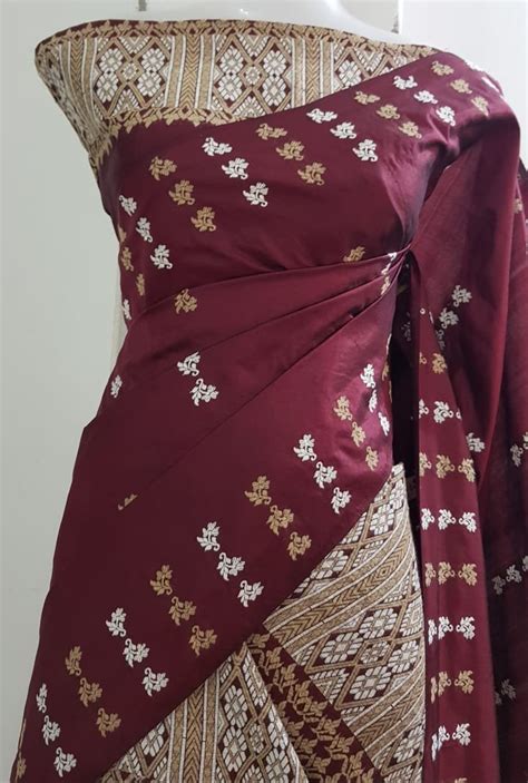 Assam Silk With Muga And Eri Gheesa Motif Three Piece Mekhala Etsy