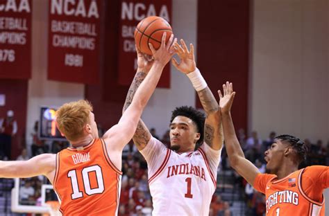 Illinois Basketball: Illini give scare to No. 14 Indiana in Bloomington