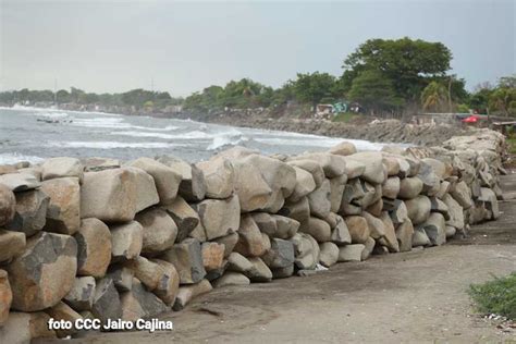 Mti Supervisa Construcci N De Escollera En La Costa De Corinto