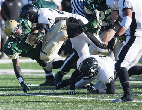 Muskegon Catholic Central football team stifles Amari Coleman, New ...