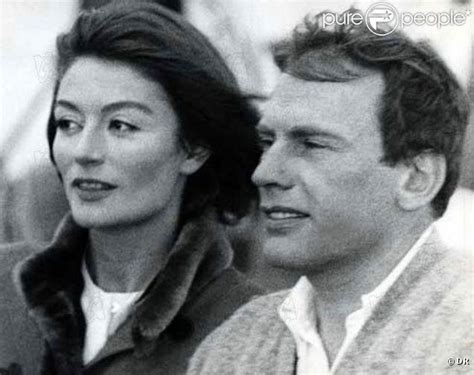 Un Homme et Une Femme by Claude Lelouch with Anouk Aimée and Jean