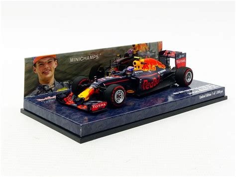 Minichamps Coche De Carreras A Escala Red Bull Racing Tag Heuer