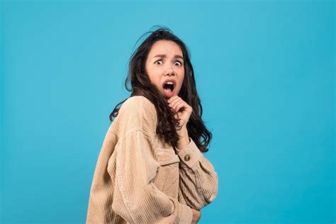 Premium Photo Frightened Millennial Caucasian Brunette Lady In Casual