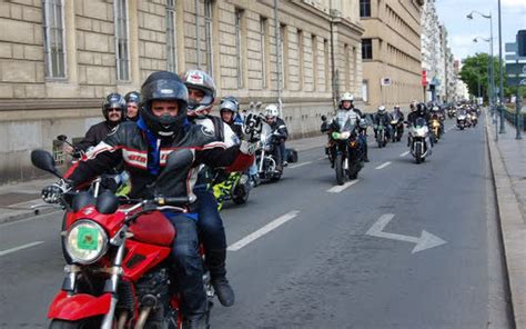 Les motards ont du coeur 5 700 EUR pour les Restos Le Télégramme