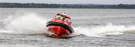 Interschutz 2022 Rosenbauer stellt Löschboot zur Waldbrandbekämpfung