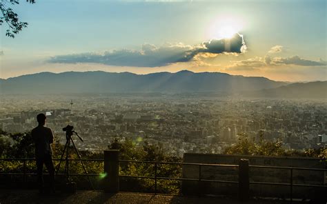 Kyoto Photo: An Ancient City Surrounded By Mountains - Inside Kyoto