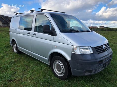 Carrinha de passageiros e cargas Volkswagen Transporter T5 4X4 Brygadówka a venda Polónia Gowino ...