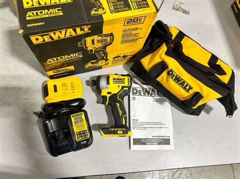 Dewalt Atomic™ 20v Max Brushless Cordless 1 4 In Compact Impact