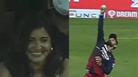 Anushka Sharma S Reaction To Virat Kohli S One Handed Catch In Rcb Vs