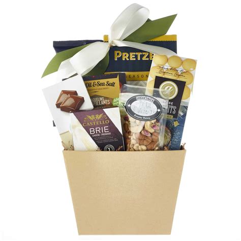 Gift Baskets Canada. Canadian Gift Baskets. Canada Delivery. - MY BASKETS