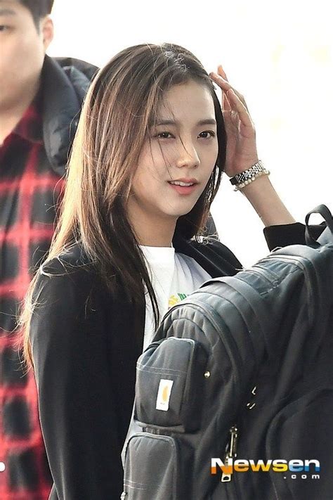 Jisoo Airport Photos At Incheon To Malaysia On February 22 2019