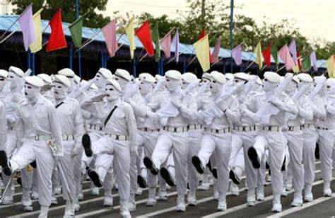 The New Taiwanese Army Uniforms Will Give You a Fright (9 pics ...