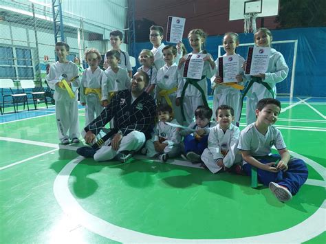 Colégio Companhia Do Saber - O Taekwondo é um esporte de... - Colégio Companhia do Saber